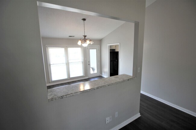 Foto del edificio - Coming Soon!