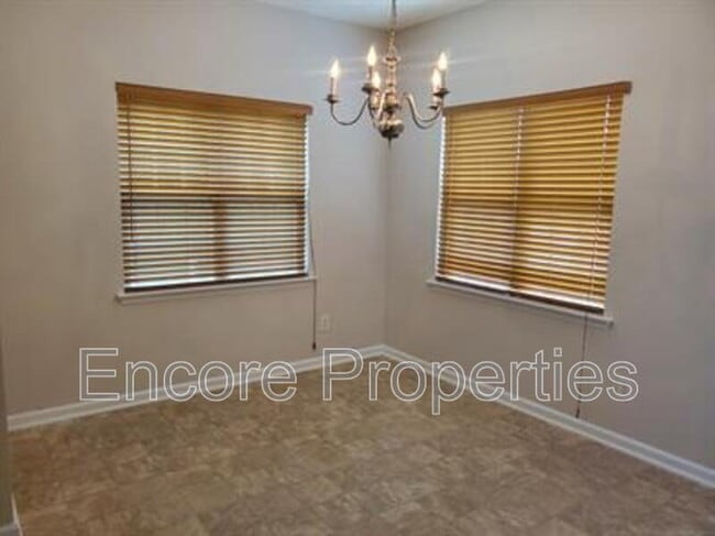 Foto del edificio - 693 Citrus Petal Rd