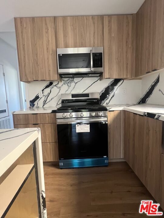 Foto del edificio - 4512 St Elmo Dr