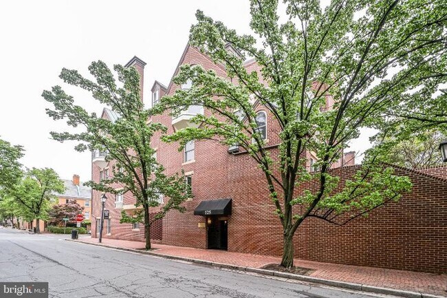 Foto del edificio - 125 N Lee St