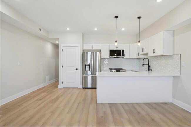 Building Photo - 1636 N 26th St