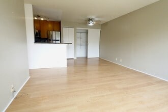 Building Photo - 94-1457-1457 Waipio Uka St