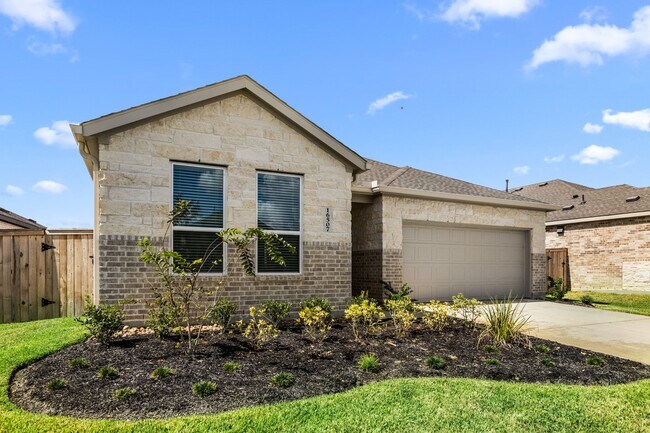 Building Photo - 16507 Mesquite Fld Dr
