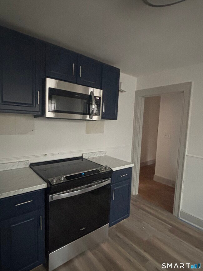 Foto del edificio - 40 Rogers St