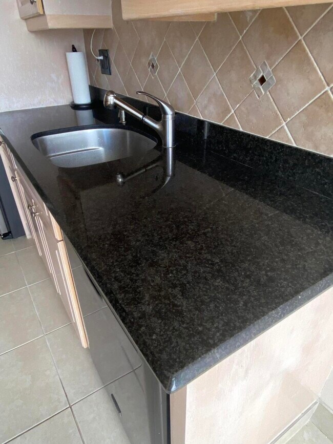 Foto del edificio - 3589 S Ocean Blvd