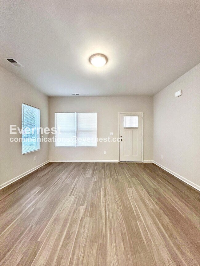 Foto del edificio - 314 N Correll St