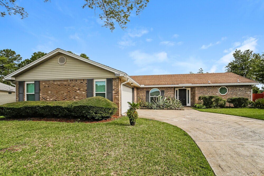 Foto principal - 8351 Morning Glory Rd N