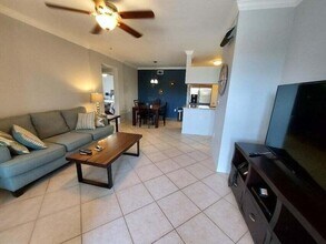 Building Photo - 6482 Emerald Dunes Dr