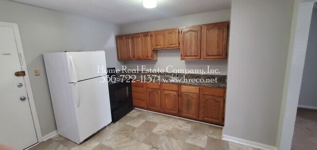Foto del edificio - 4271 Mineral Ave