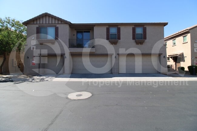 Building Photo - 8147 W Lynwood St