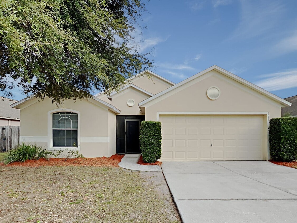 Foto principal - 4055 Waltham Forest Dr