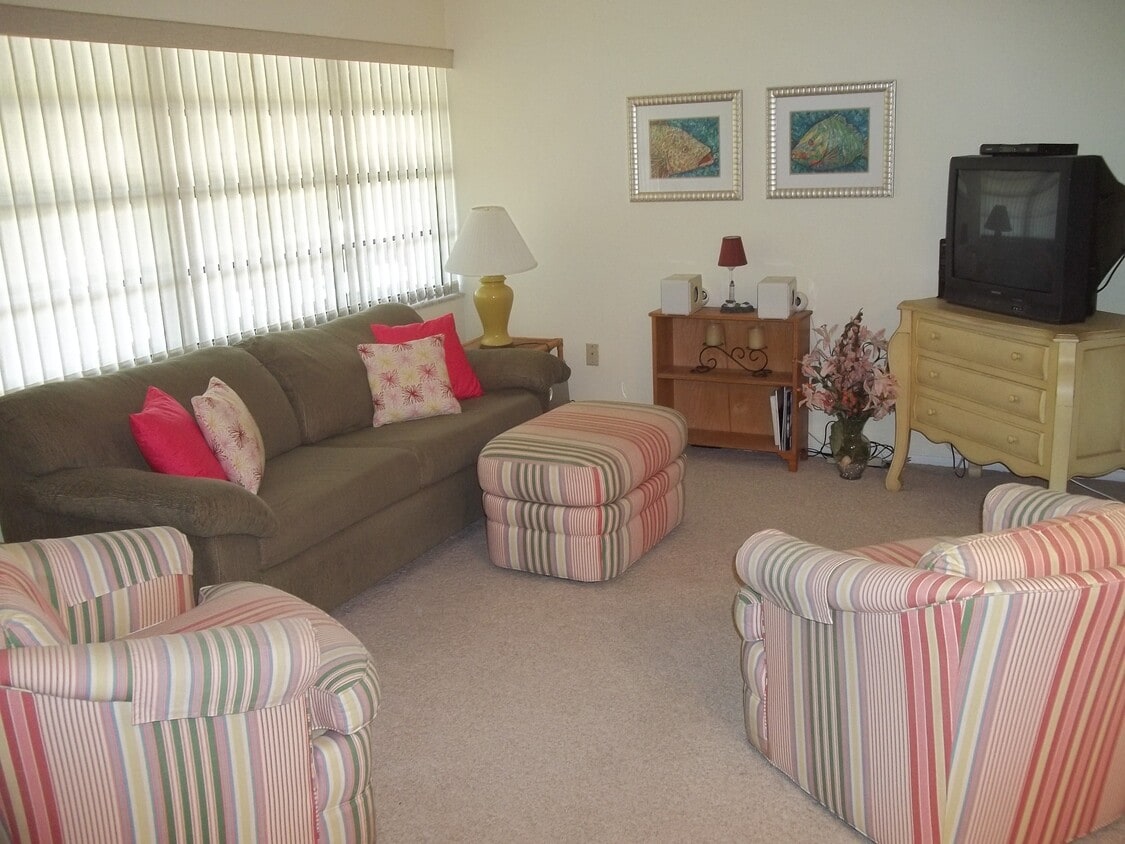 5 Quails Run Blvd Unit 9, Englewood, FL 34223 Condo for Rent in