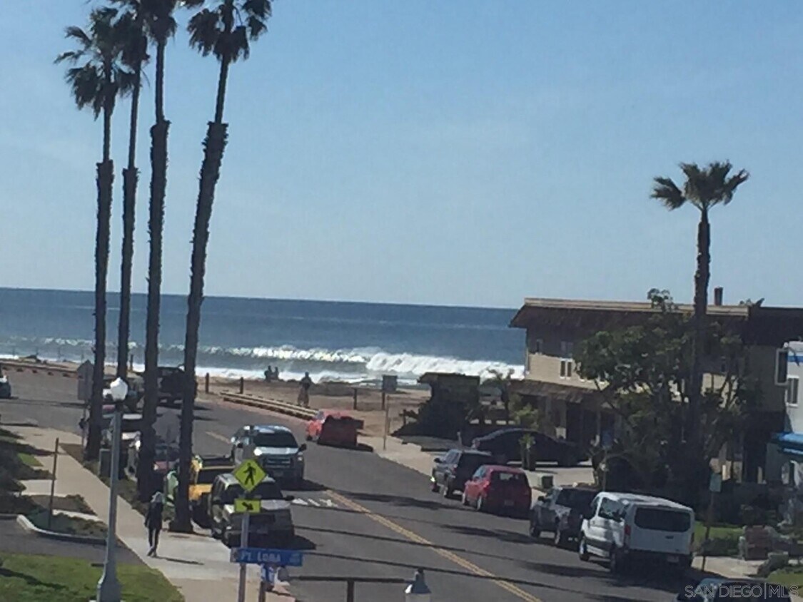 Primary Photo - 1429 Sunset Cliffs Blvd