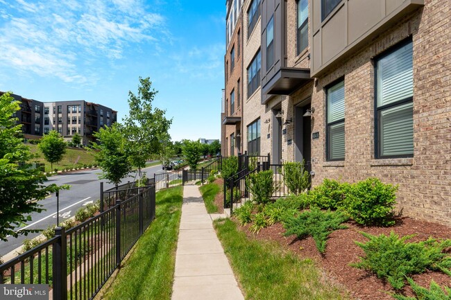 Foto del edificio - 654 Noush Ct