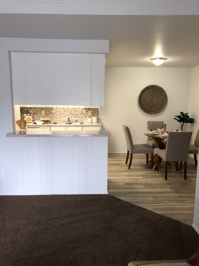 Foto del edificio - Goodmanor Apartments