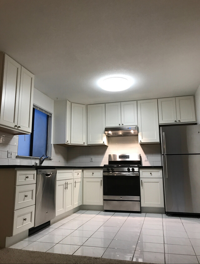 Foto principal - 70 Paloma Ave