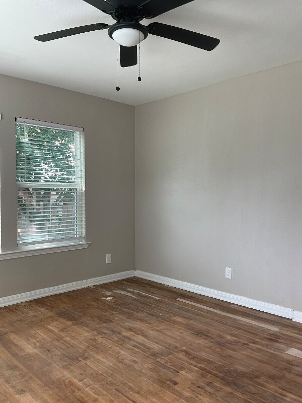 Building Photo - 1709 Nelva St