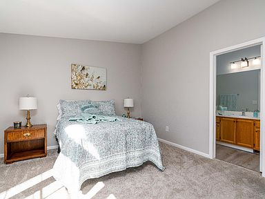 Building Photo - 485 Laurel Grove Cir