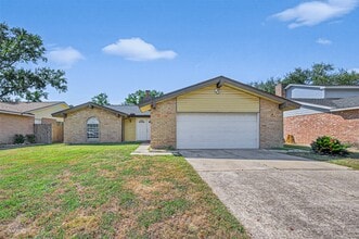 Building Photo - 8623 Riverside Walk Ln