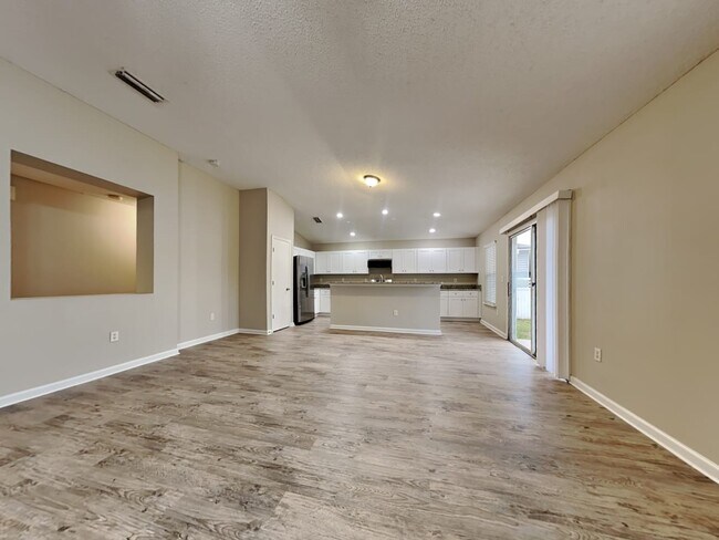 Building Photo - 11526 Brian Lakes Dr