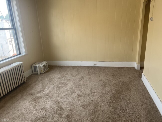 Foto del edificio - 1 br, 1 bath 4plex - (Dormont)  (Close To ...