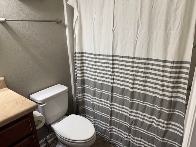 Foto del edificio - 3356 Fort Collins Ln
