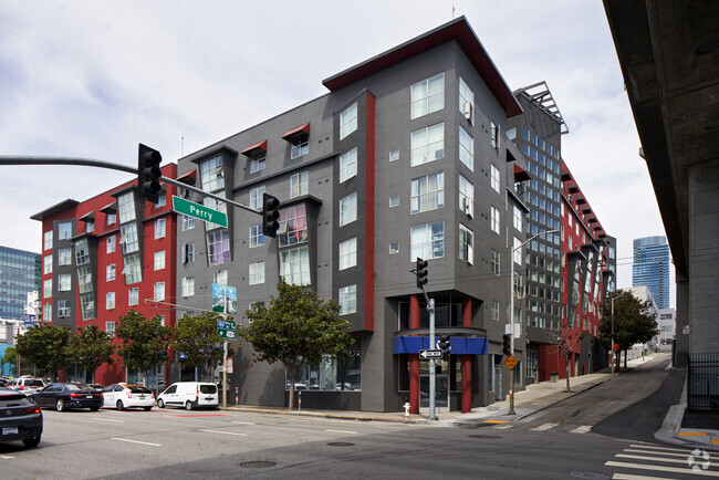 Building - Yerba Buena Commons