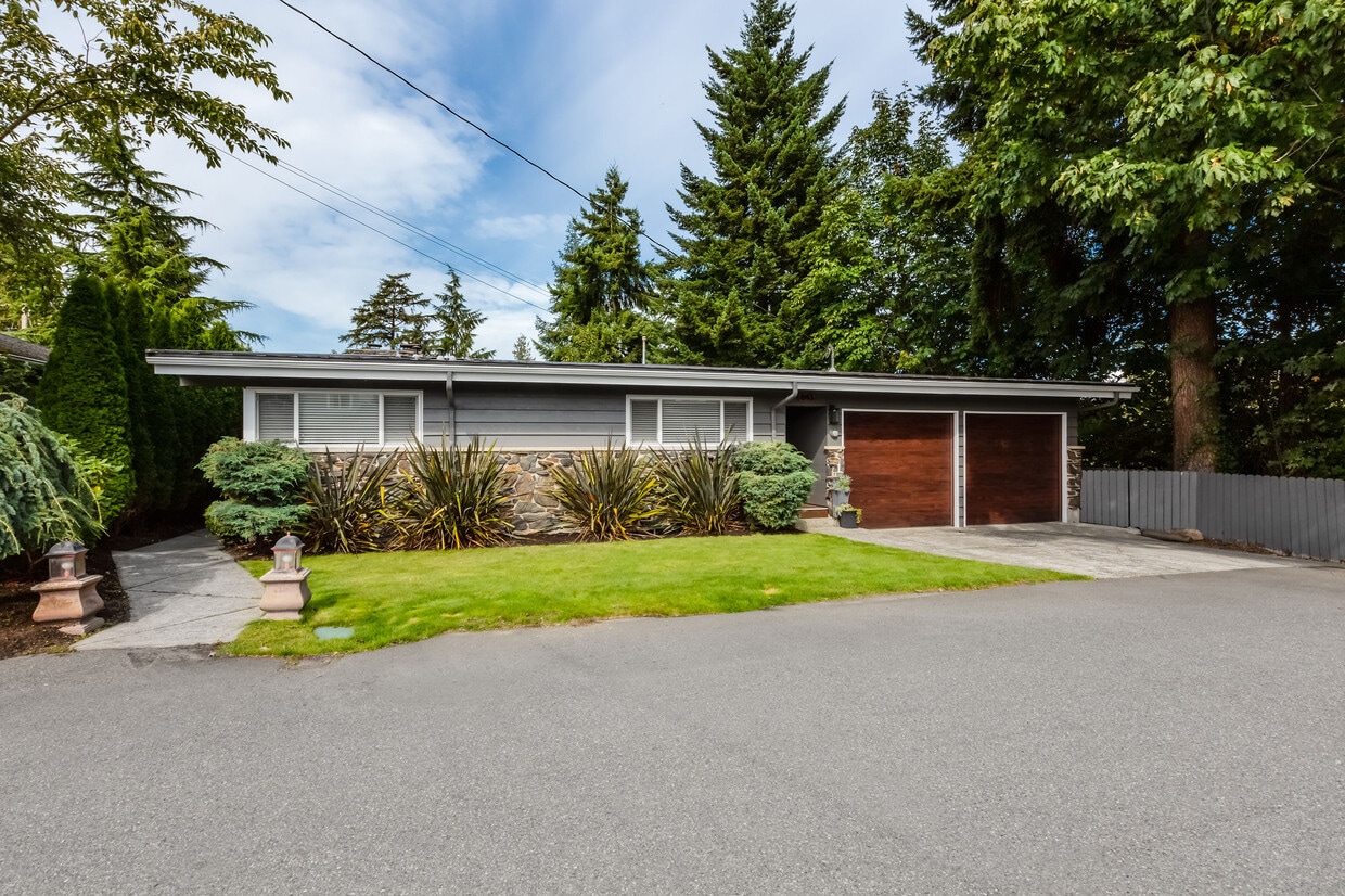 843 Bell St, Edmonds, WA 98020 House Rental in Edmonds, WA