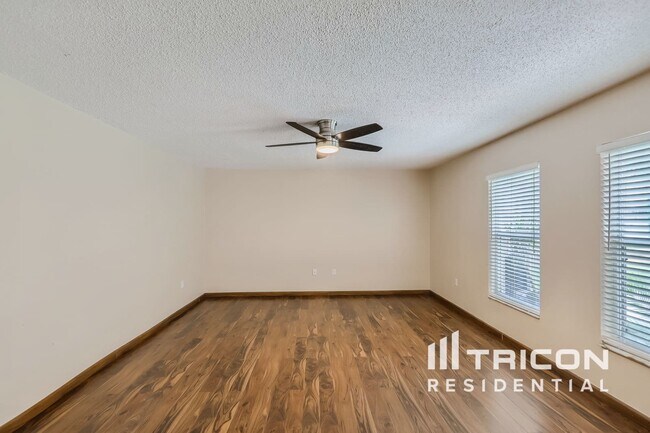 Building Photo - 361 Augustine Ct