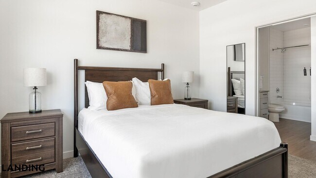 Foto del edificio - 3500 W Colorado Blvd