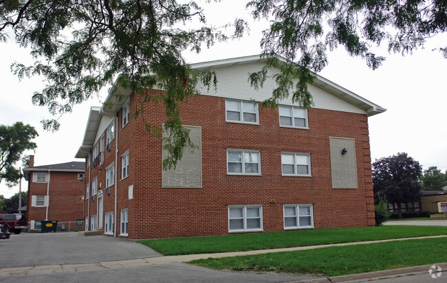 Building Photo - 4438 Prescott Ave