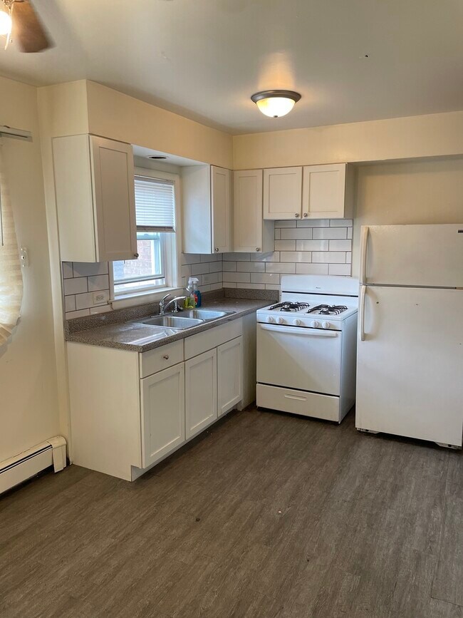 Foto del edificio - 12751 Hoyne Ave