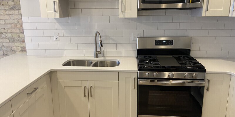 Primary Photo - 748/750 Fulton St. W