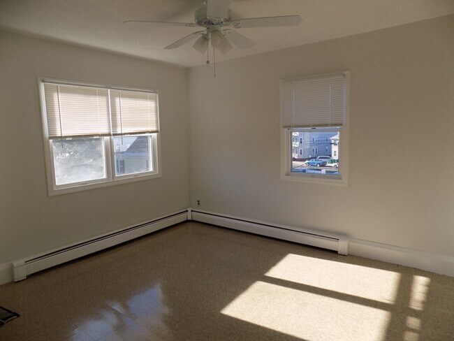 Foto del edificio - 14 Dana St