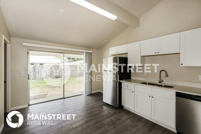 Foto del edificio - 1205 Windy Hill Dr