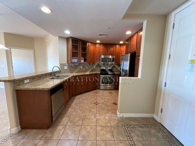 Foto del edificio - 5350 E Deer Valley Dr