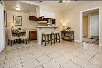 Building Photo - 10818 Long Gate Dr
