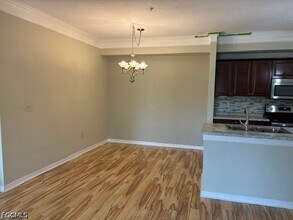 Building Photo - 11571 Villa Grand