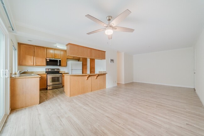 Foto del edificio - 615 Fredricks Ave