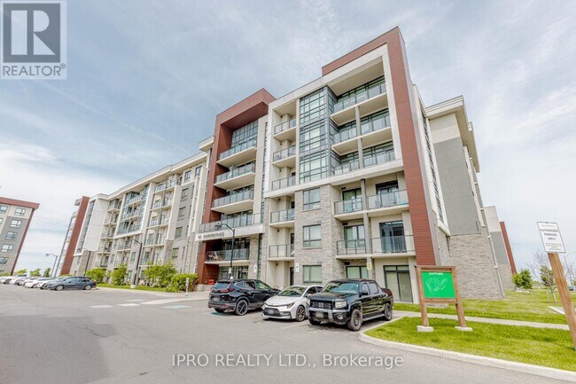 Photo du bâtiment - 101-101 Shoreview Pl