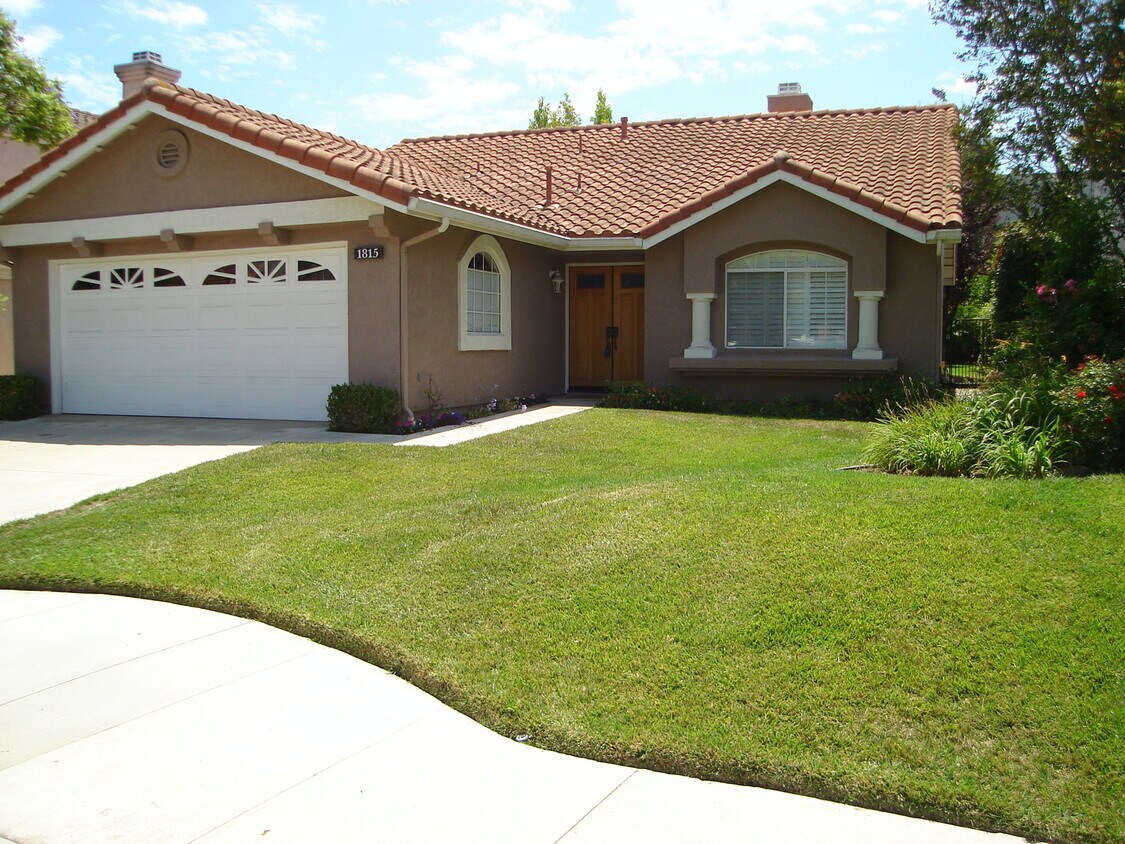 Single Story home in gated community of Ne... House Rental in