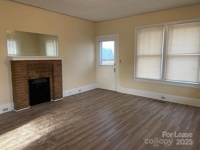 Building Photo - 138 1545