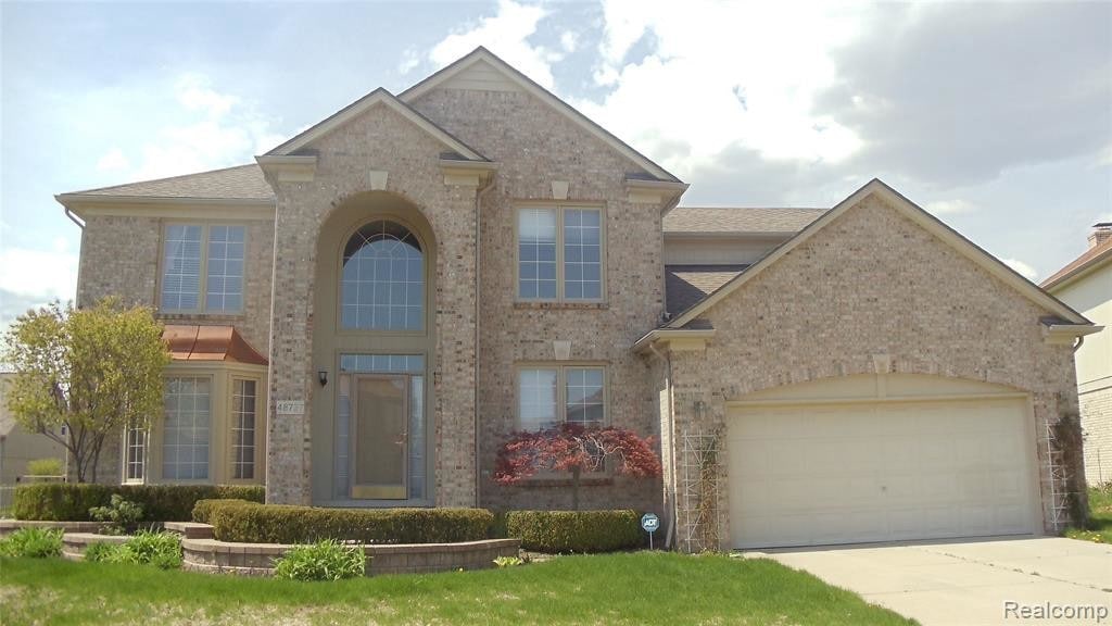 Primary Photo - 48737 Cross Creek Dr