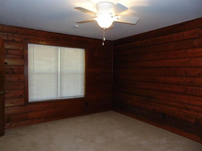 Foto del edificio - 504 N Chaparral