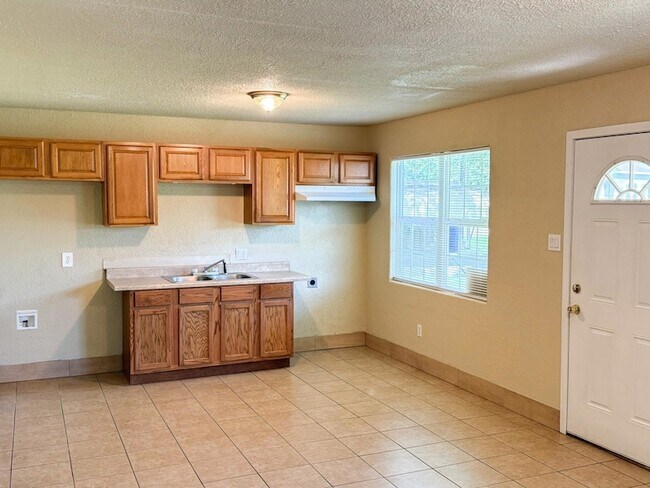 Foto del edificio - 3545 Nightingale St