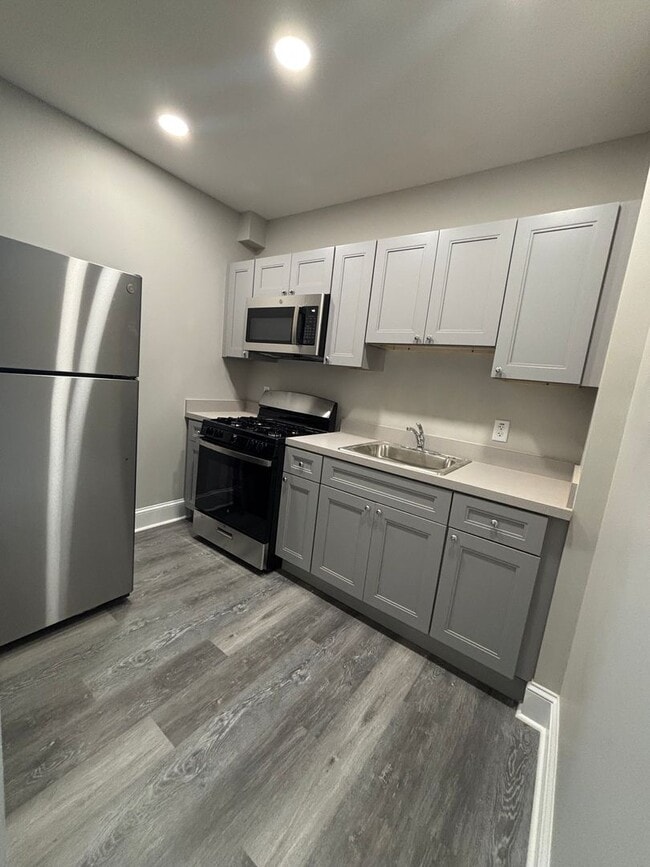 Foto del edificio - 527 Chester Pike