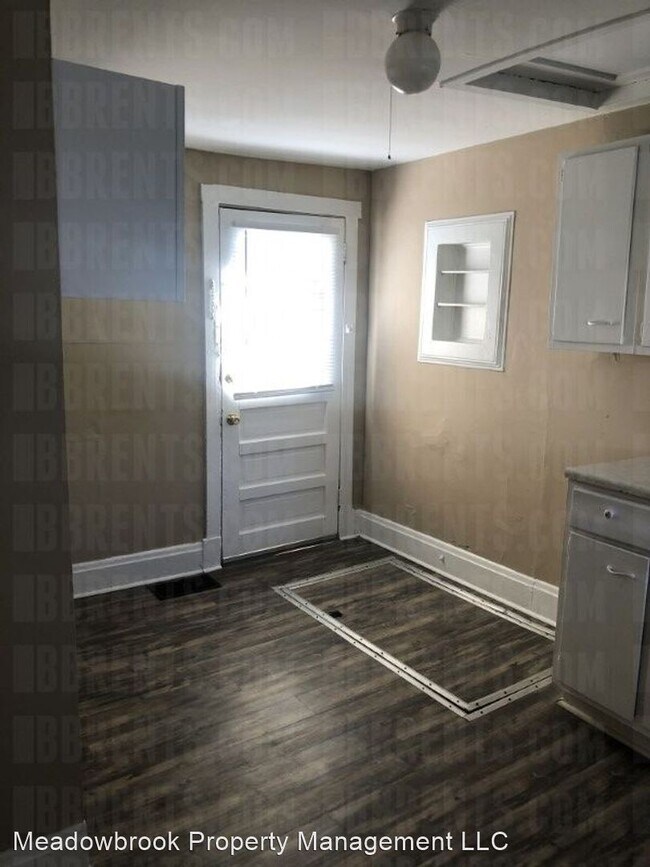 Foto del edificio - 1 br, 1 bath House - 1324 Campbell Avenue,