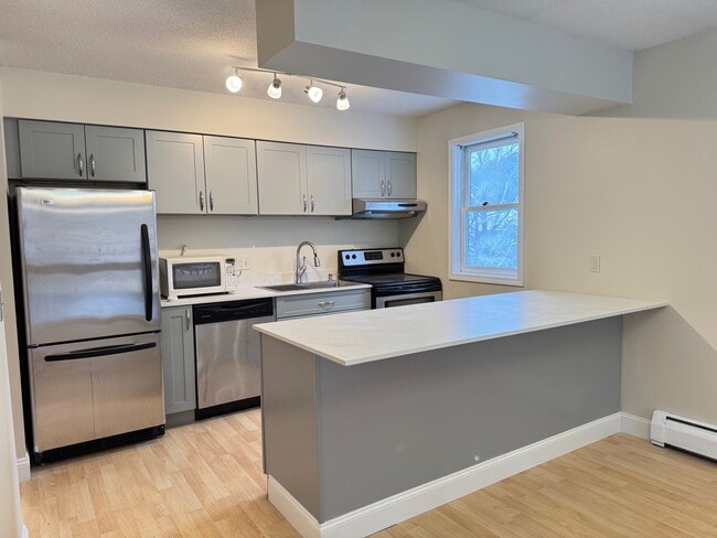 Kitchen - 25 Baycrest Dr Apartment