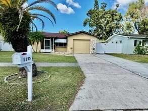 Building Photo - 1155 San Remo Dr