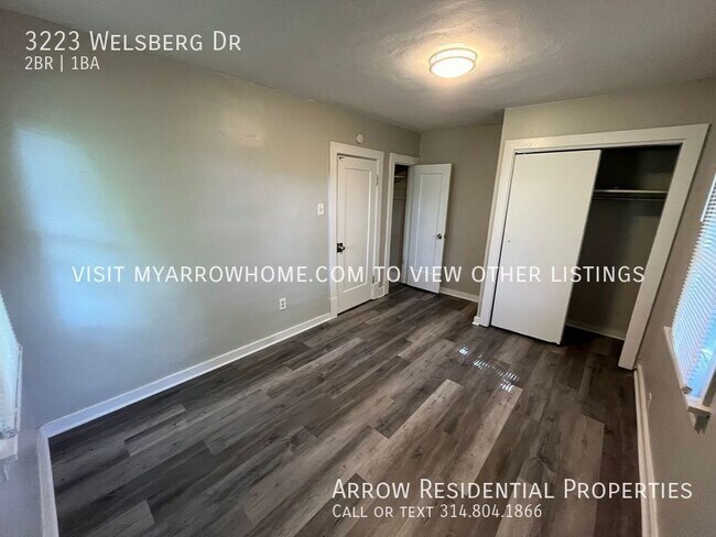 Building Photo - Updated Two Bedroom One Bath Home Coming A...